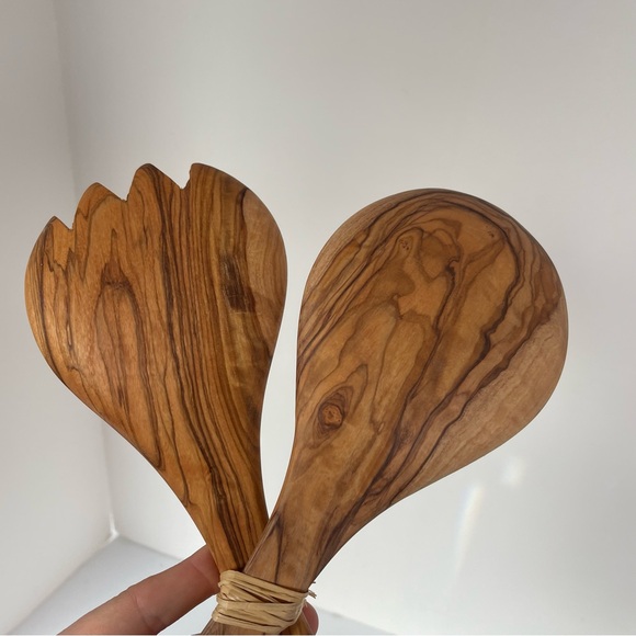 Petite Maison by wildly delicious salad server - Picture 2 of 3